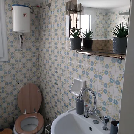 Cozy & Bright Home 50M From Subway -Agios Antonios Atena Exterior foto