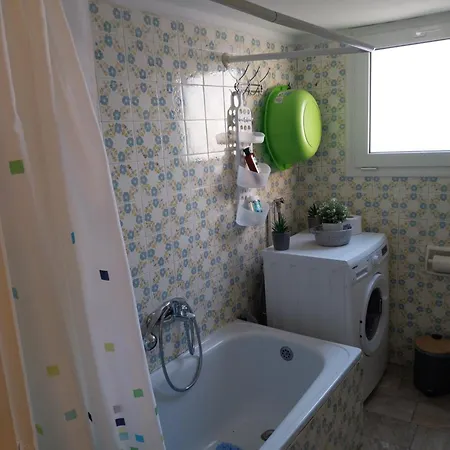 Cozy & Bright Home 50M From Subway -Agios Antonios Atena Exterior foto