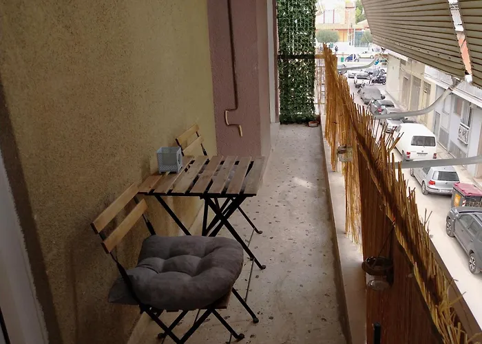 Cozy & Bright Home 50M From Subway -Agios Antonios