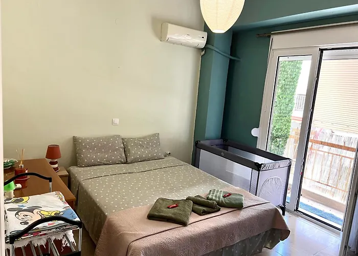 Cozy & Bright Home 50M From Subway -Agios Antonios